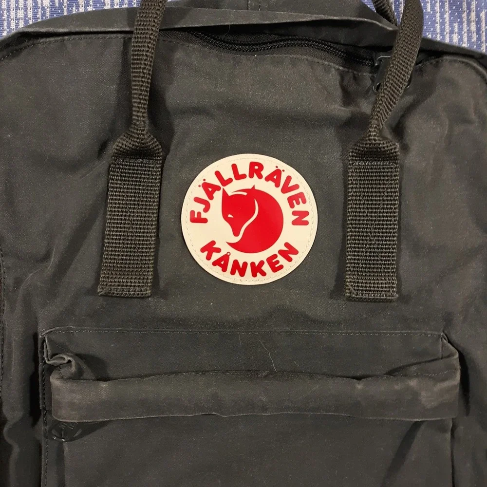 Fjallraven Kanken Backpack Soft Case Adjustable Straps Unisex Daypack 23510